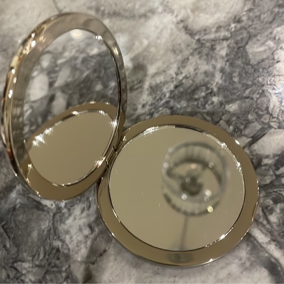 La Mer Gift Set - Picture 9 of 9